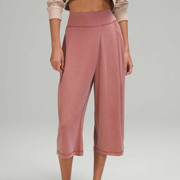 Lululemon Wide-Leg High Rise Crop 19" Spiced Chai Size 12 - Picture 1 of 6